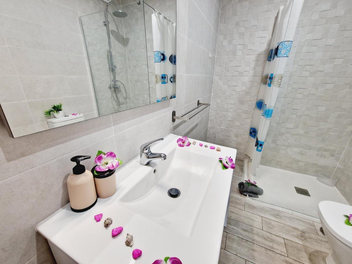 Luxury San Marino Apartment & Pool View Los Cristianos  Exterior photo
